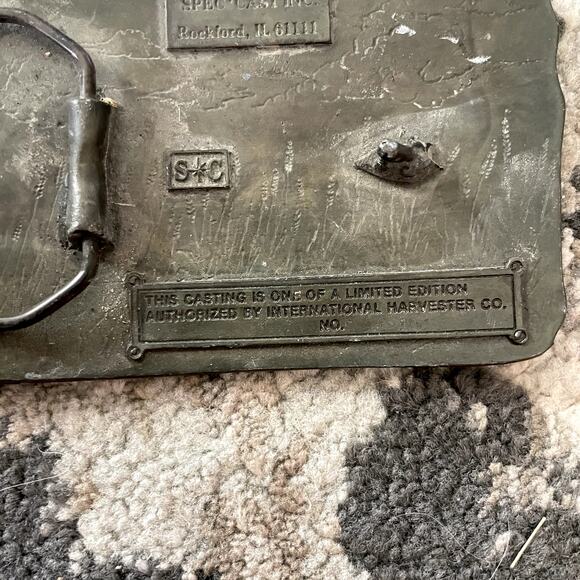 Vintage Spec Cast International Harvester Limited Edition Belt Buckle - Picture 4 of 6